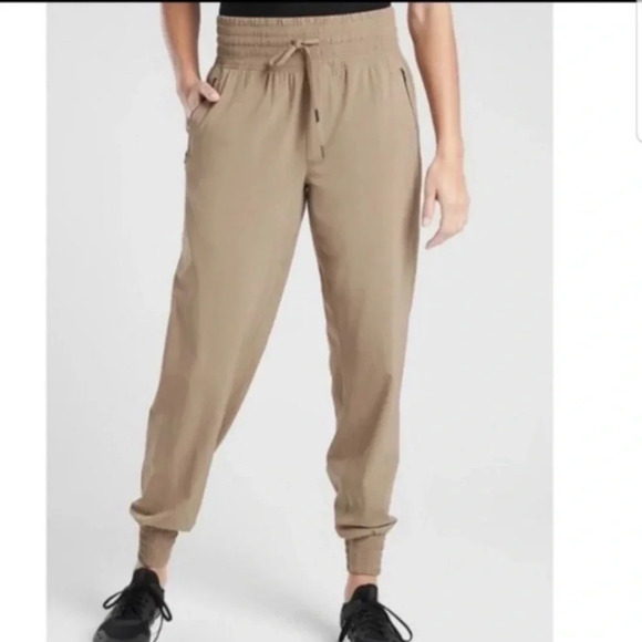 Athleta Camden Jogger 12 Khaki Casual Travel Airport Fit Comfy Active Lounge - Picture 1 of 11